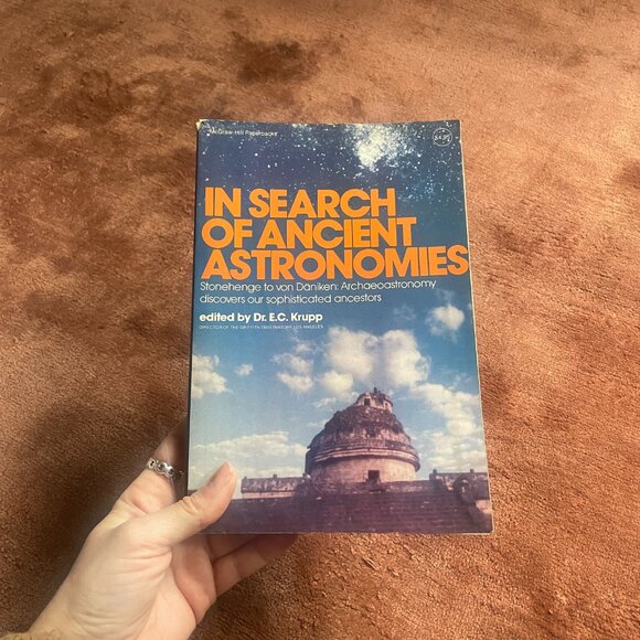 Vintage Book - In Search of Ancient Astronomies - Picture 3 of 3